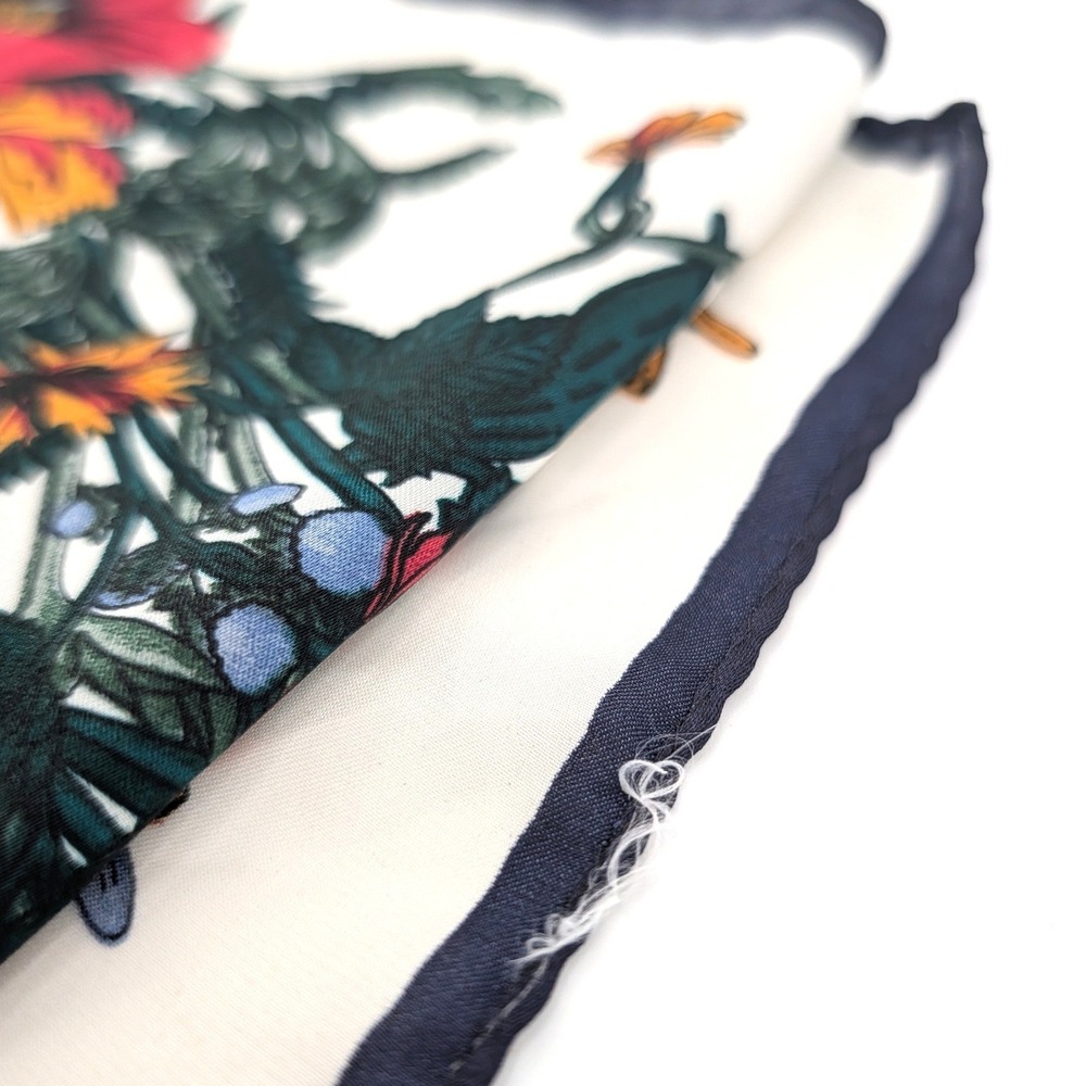 Vintage Style Floral Square Scarf Botanical Poppy Print‎ Navy Border 21x21 - Picture 5 of 7